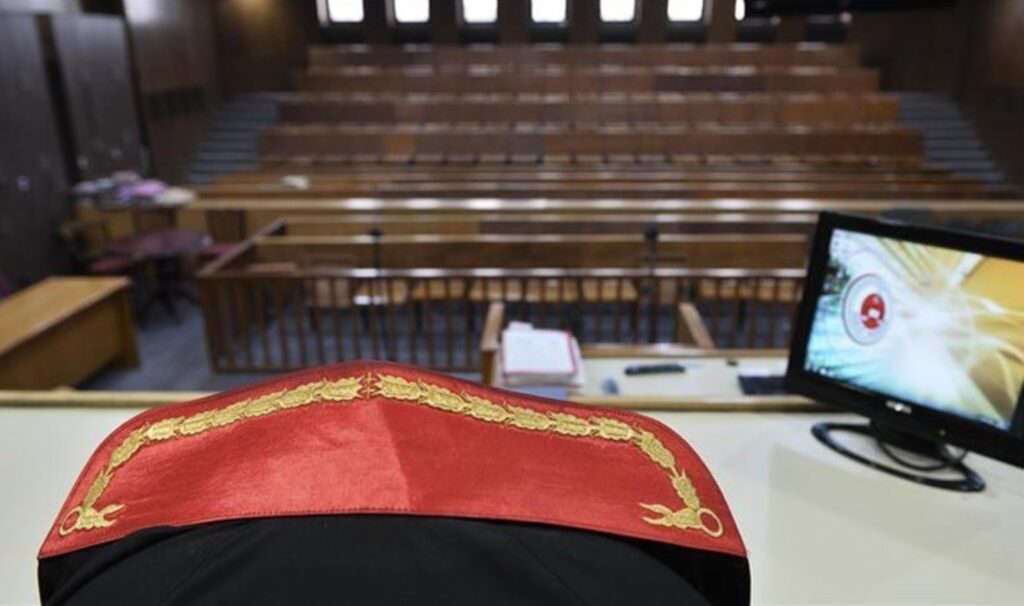 Çanakkale'de 5. kattan düşerek can veren restoratörün davası başladı: Akademisyen eşinin ifadeleri ortaya çıktı 5 canakkalede 5 kattan duserek can veren restoratorun davasi basladi akademisyen esinin ifadeleri ortaya cikti EGOQzy1s