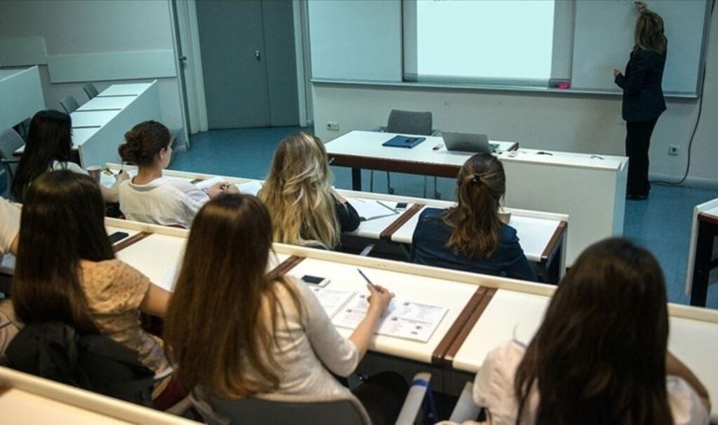 Doğru üniversite seçimi için ikinci şans yatay geçiş ile mümkün