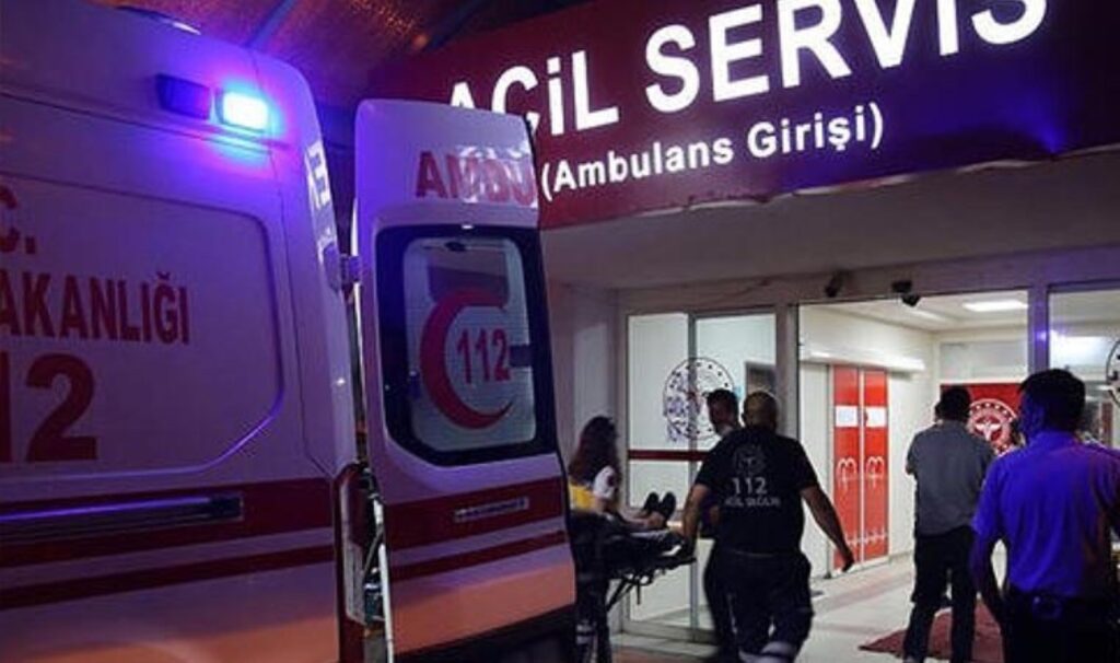 Kırklareli’nde feci kaza! Otomobil ve kamyonet çarpıştı: 1 kişi öldü, çok sayıda yaralı…