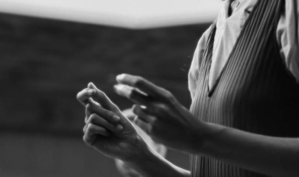 Angelica Mesiti’nin sergisi ve Can Aytekin’in özel tasarım ‘Duvar Çizimi’ ziyaretçiyle buluştu 3 angelica mesitinin sergisi ve can aytekinin ozel tasarim duvar cizimi ziyaretciyle bulustu QIKCCfJ5