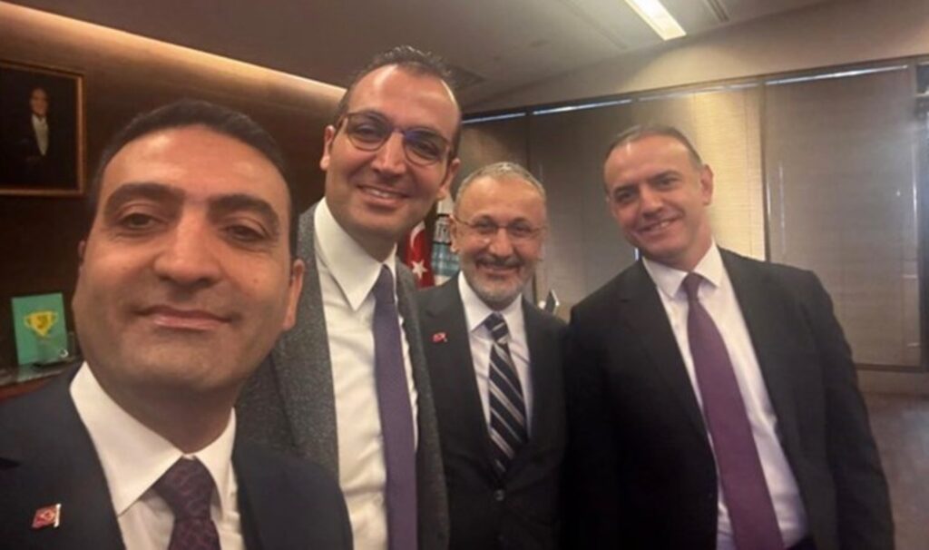 CHP'li 4 belediye başkanından Rıza Akpolat'a destek mesajı 8 chpli 4 belediye baskanindan riza akpolata destek mesaji fDdWJjJD