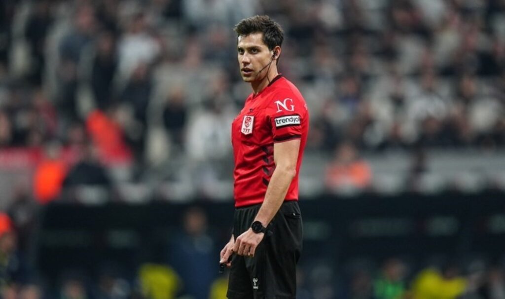 Eski hakemler Beşiktaş - Bodrum FK maçını değerlendirdi: 'Denizde, karada, havada, her yerde penaltı' 5 eski hakemler besiktas bodrum fk macini degerlendirdi denizde karada havada her yerde penalti CTlniJES