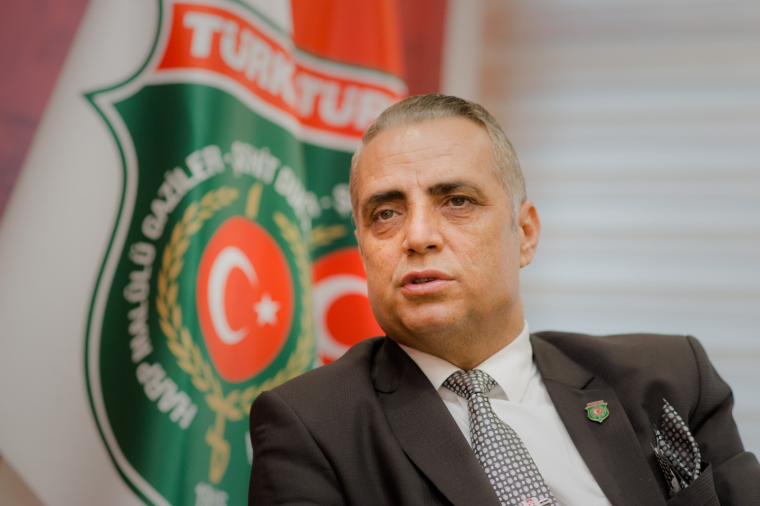 gazi onder celik tek tarafli analar aglamasin denemeyecegini soyledi bizi yok sayarsaniz baris fP5rBO4D
