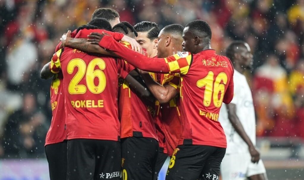 Göztepe'den sahasında 5 gollü galibiyet! 10 goztepeden sahasinda 5 gollu galibiyet Z4fNAk38