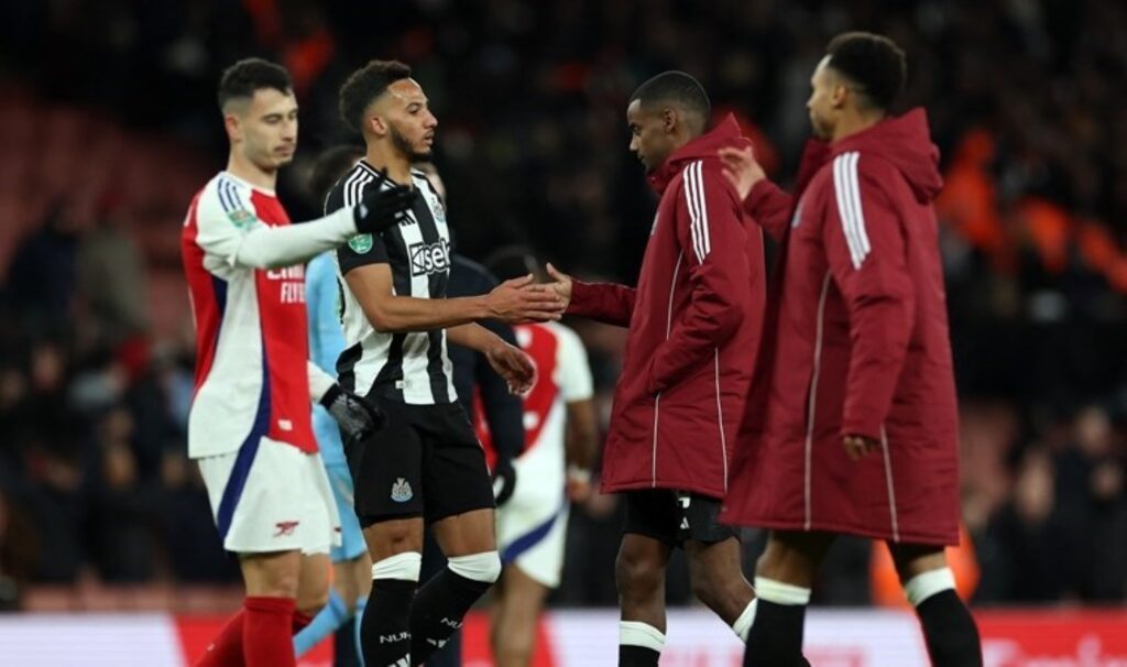 İngiliz basını duyurdu: Newcastle'dan Fenerbahçe'ye Lloyd Kelly yanıtı! 7 ingiliz basini duyurdu newcastledan fenerbahceye lloyd kelly yaniti WZplqRvc
