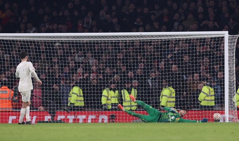 ingiliz basinindan altay bayindira buyuk ovgu manchester unitedin kahramani oldu 0 KTM6pbCu
