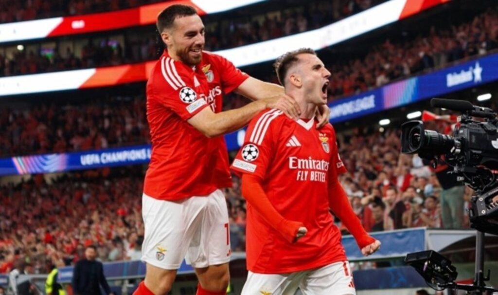 Kerem ve Orkun işbirliği! Benfica farklı kazandı 8 kerem ve orkun isbirligi benfica farkli kazandi 2JPLI9iN