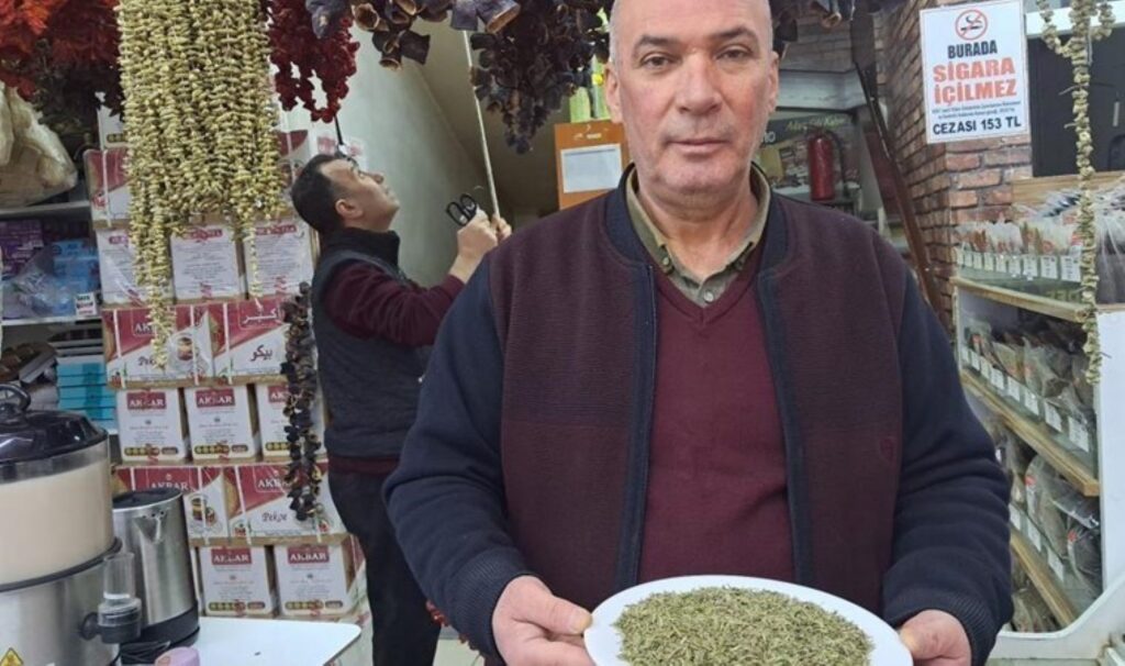Kilislilerin vazgeçilmezi: Zeytinyağı ile tüketildiğinde şifa kaynağı oluyor! 2 kilislilerin vazgecilmezi zeytinyagi ile tuketildiginde sifa kaynagi oluyor t84smFrd