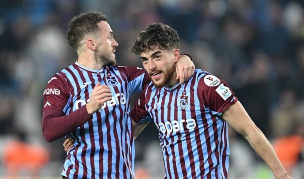 Malheiro hat-trick yaparak yıldızlaştı... Trabzonspor evinde 5 golle şov yaptı! Trabzonspor 5-0 Antalyaspor 5 malheiro hat trick yaparak yildizlasti trabzonspor evinde 5 golle sov yapti trabzonspor 5 0 antalyaspor iWU62lv4
