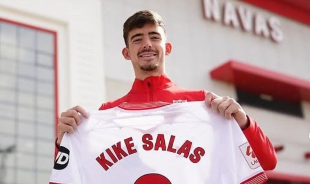 Sevilla'da Kike Salas gözaltına alındı 4 sevillada kike salas gozaltina alindi i2NkPTbk