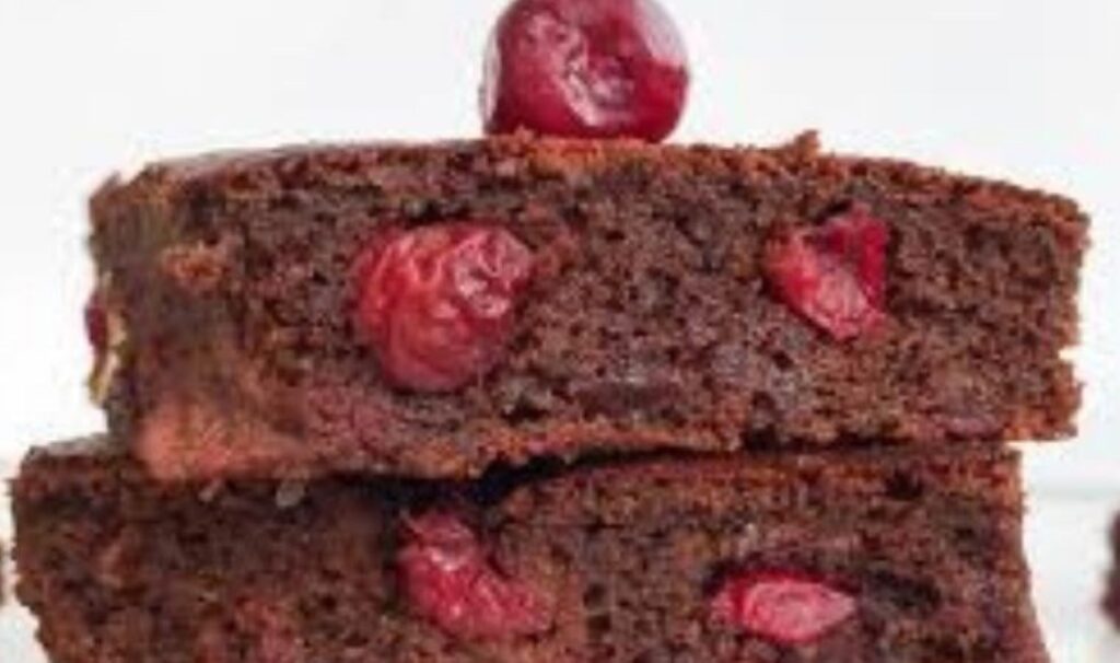 Tatlı krizine basit çözüm: Vişneli brownie tarifi 3 tatli krizine basit cozum visneli brownie tarifi ZzX6TuAL