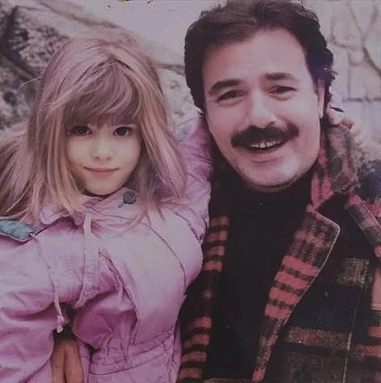 tugce tayfur babasini kaybettikten sonra ilk kez konustu bana son kez gulumsedi 2 5CvPp3R5