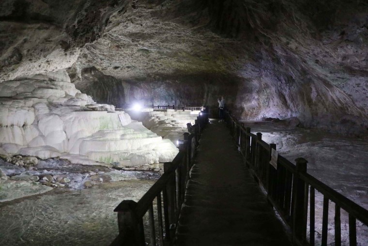 yer altindaki gizli pamukkale kaklik magarasi beyaz travertenleriyle dikkat cekiyor 3 6n3SsKq2