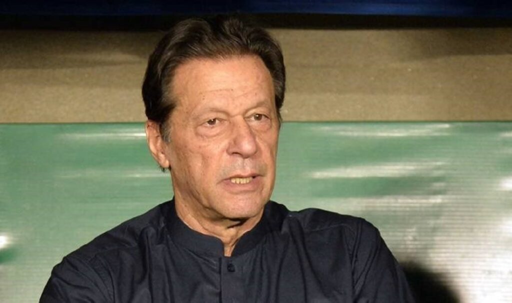 yolsuzlukla suclaniyordu pakistanin eski basbakani imran hana 14 yil hapis cezasi 7cPvWTcZ