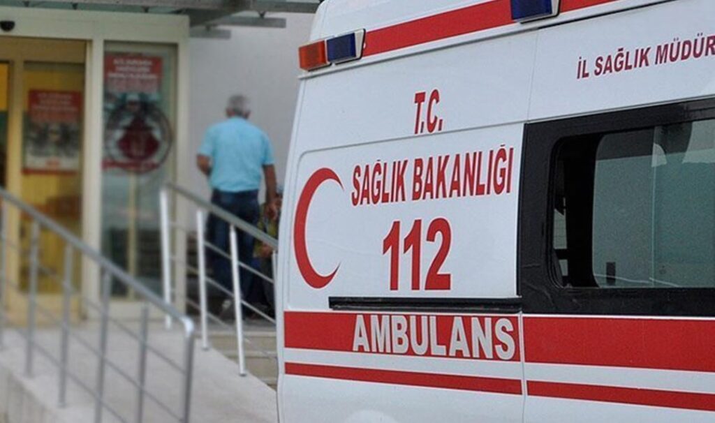 Arnavutköy'de inşaattan düşen işçi ağır yaralandı: Durumu ciddi 7 arnavutkoyde insaattan dusen isci agir yaralandi durumu ciddi xwKV31Jg