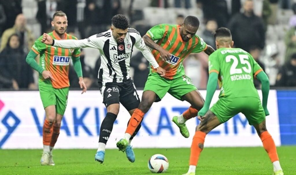 Beşiktaş'ta Chamberlain'e açık kapı! 1 besiktasta chamberlaine acik kapi PX5QAnIa