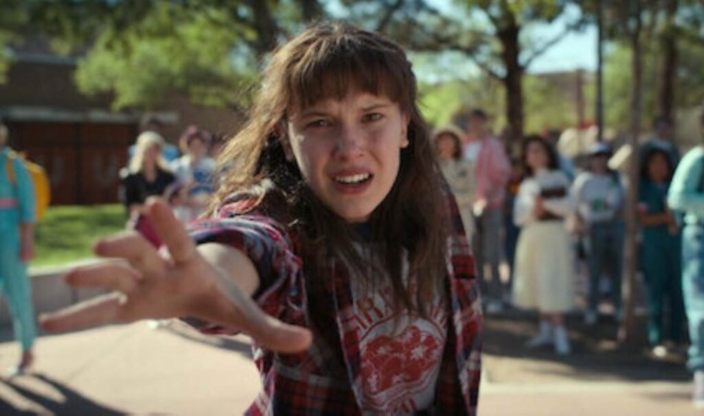 stranger things gercek oldu dusunce gucuyle drone ucurmayi basardi RNYYdWkk