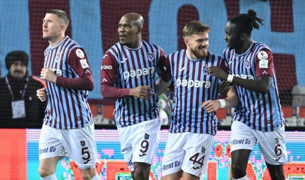 Trabzonspor evinde çok farklı: Trabzonspor 4-0 Sivasspor 4 trabzonspor evinde cok farkli trabzonspor 4 0 sivasspor hfRHS288