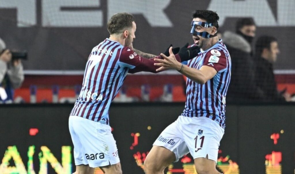 Trabzonsporlu Edin Visca bir kez daha dalya dedi! 4 trabzonsporlu edin visca bir kez daha dalya dedi 3a81mr6f