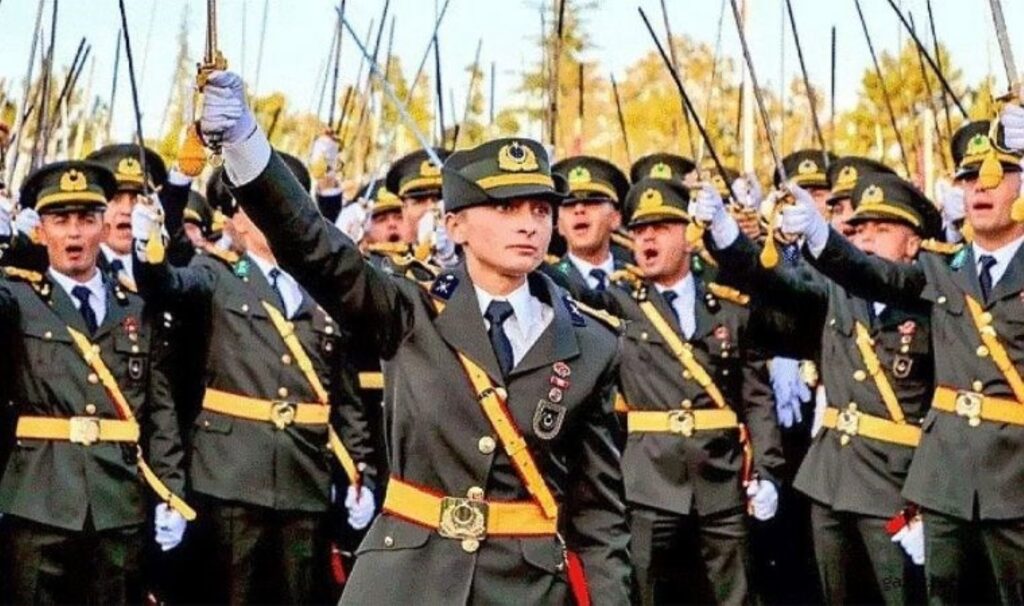 ADD'den ihraç edilen teğmenlere ve komutanlara ilişkin açıklama 5 addden ihrac edilen tegmenlere ve komutanlara iliskin aciklama 5kB1KDLF