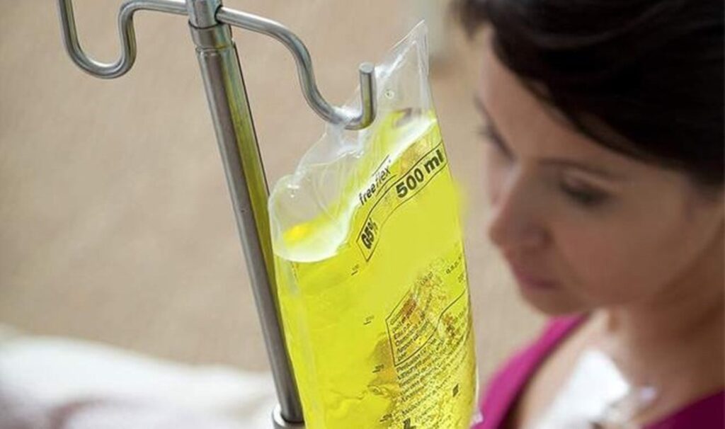 Alerjik reaksiyona sebep oluyor! Uzmanından uyarı: 'Sarı serum, çözüm değil büyük tehlike' 3 alerjik reaksiyona sebep oluyor uzmanindan uyari sari serum cozum degil buyuk tehlike 97kt1NVy