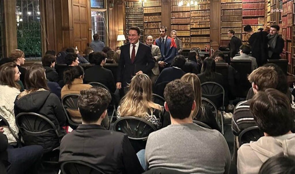 ali babacan oxford unionda halkimizin guclu bir demokratik sisteme olan sarsilmaz bir iradesi var z4qUH171