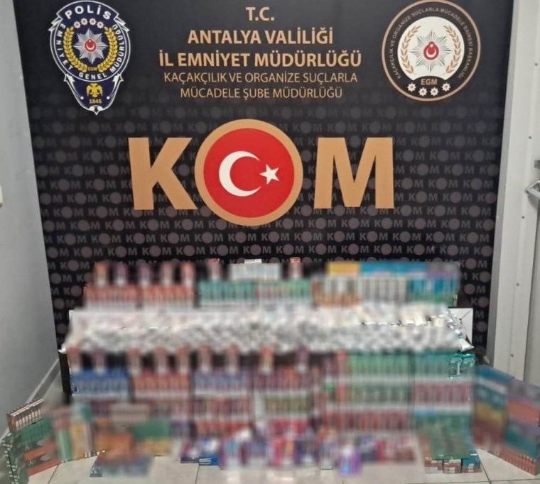 antalyada kacakcilik operasyonu 26 bin 500 litre kacak akaryakit ele gecirildi 0 YdbrKE7Q