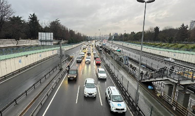 Araç sahipleri dikkat: O işlemi yapmayana 28 bin TL ceza! Son tarih bugün... 6 arac sahipleri dikkat o islemi yapmayana 28 bin tl ceza son tarih bugun 5 e2SFYrq5