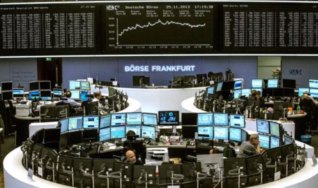 Avrupa borsaları İngiltere hariç pozitif seyrediyor: Gözler Avrupa Merkez Bankası faiz kararında! 3 avrupa borsalari ingiltere haric pozitif seyrediyor gozler avrupa merkez bankasi faiz kararinda cxVw1vpA