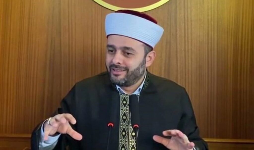 bagimsiz milletvekili umit dikbayirdan vaiz halil konakci hakkinda suc duyurusunda bulundu GfV1iNUN