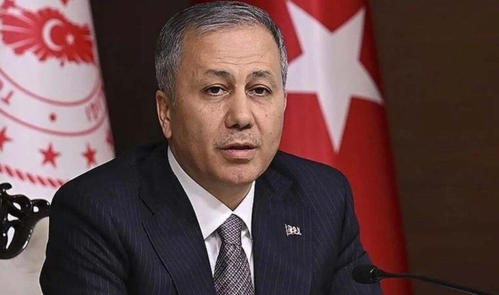 Bakan Yerlikaya'dan 'Gürz-44' açıklaması: 21 ilde operasyon, 164 gözaltı! 7 bakan yerlikayadan gurz 44 aciklamasi 21 ilde operasyon 164 gozalti iPZAvjQg