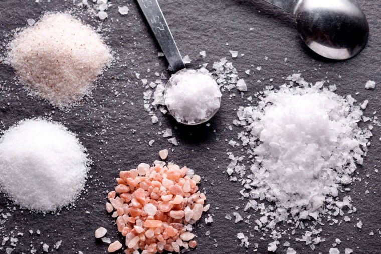 Bu gıdalar fazla tüketildiğinde toksin saçıyor, rahatsızlıklara sebep oluyor: Aşırı tüketildiğinde zehirli olabilen 10 besin 2 bu gidalar fazla tuketildiginde toksin saciyor rahatsizliklara sebep oluyor asiri tuketildiginde zehirli olabilen 10 7M5MUQez