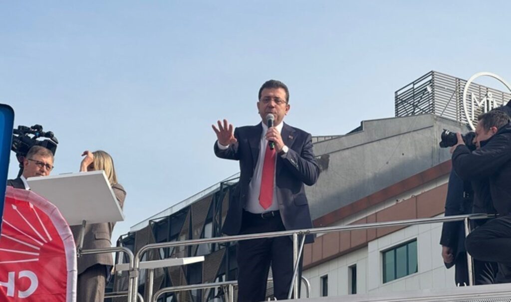 Ekrem İmamoğlu, İstanbul Adliyesi önünde yurttaşlara seslendi: 'Bugünkü mesele geleceğimizdir' 3 ekrem imamoglu istanbul adliyesi onunde yurttaslara seslendi bugunku mesele gelecegimizdir VL8c7f9B
