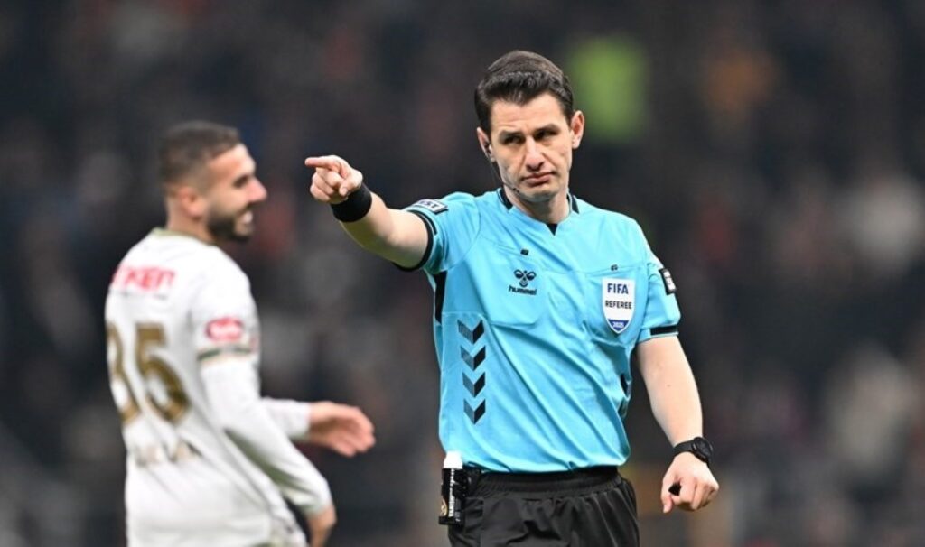 Eski hakemler, Galatasaray - Konyaspor maçını yorumladı: İptal edilen golde karar doğru mu? 3 eski hakemler galatasaray konyaspor macini yorumladi iptal edilen golde karar dogru mu JYEIsNhC