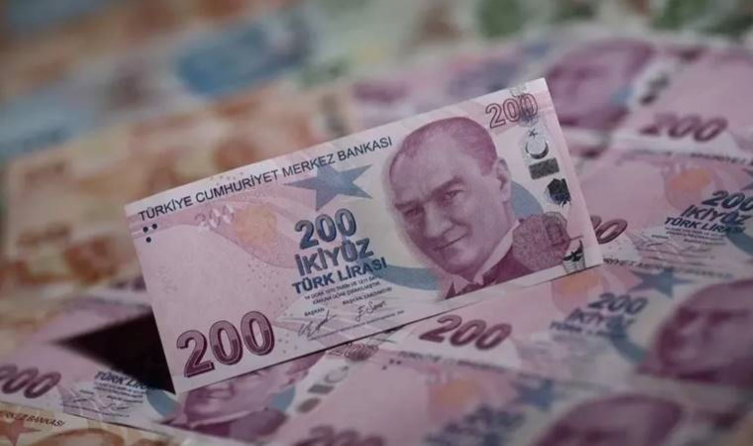 Faiz indiriminin ardından… Konut kredisinde son durum! 500 bin ve 1 milyon TL’nin aylık ödemesi ne kadar? 3 faiz indiriminin ardindan konut kredisinde son durum 500 bin ve 1 milyon tlnin aylik FARBD1bK