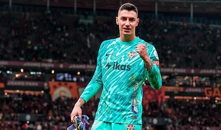 fenerbahce ve galatasaray ile aniliyordu eyupspor berke ozerin bonservisini acikladi 1 hQyJJJ2w