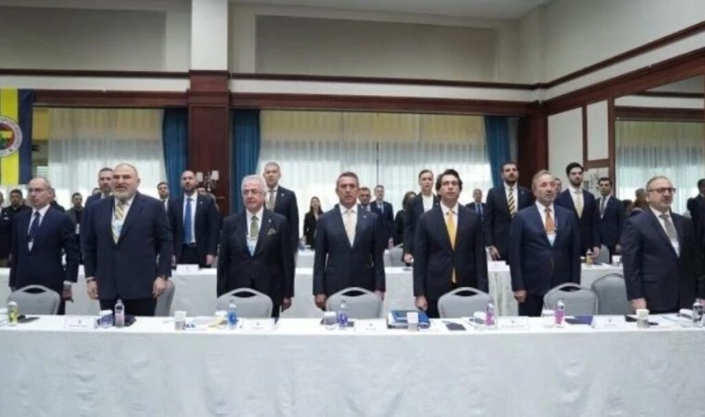 fenerbahce yonetim kurulu uyesi mehmet salih dereli hayatini kaybetti lL2e1uwY