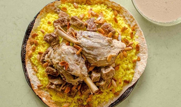 filistin yemeklerinin en lezzetlisi mansaf tarifi 0 UqJO2EIT