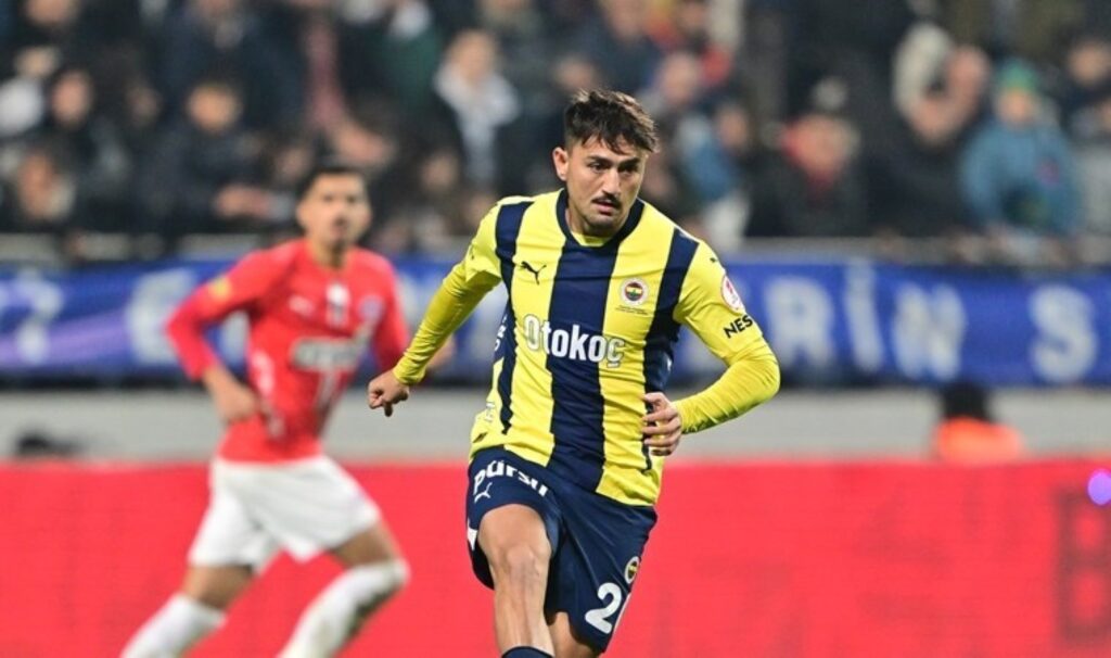Fransız ekibinden son gün hamlesi: Fenerbahçe'den Cengiz Ünder teklifine yanıt 4 fransiz ekibinden son gun hamlesi fenerbahceden cengiz under teklifine yanit GlGxkr5v