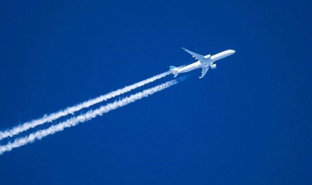 Gökyüzündeki izlerin ardındaki sır: Chemtrails teorisi 1 gokyuzundeki izlerin ardindaki sir chemtrails teorisi lZBlQpOv