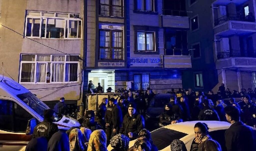 istanbulda dehset olay ayni aileden 4 kisi olu bulundu Dh2e62jZ