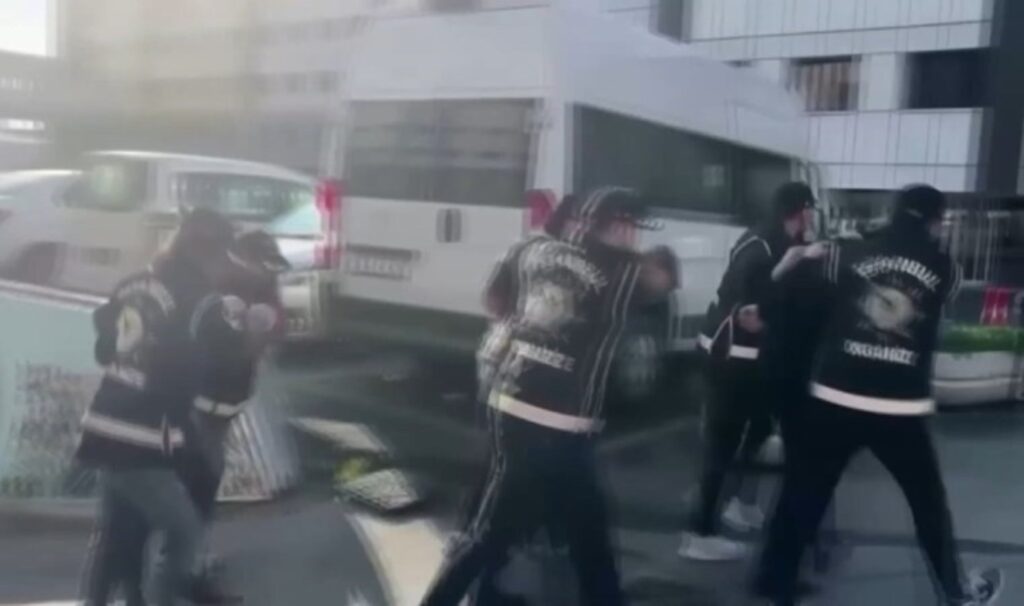 İstanbul'da suç örgütlerine operasyon: 51 gözaltı 5 istanbulda suc orgutlerine operasyon 51 gozalti DUrrnBWZ