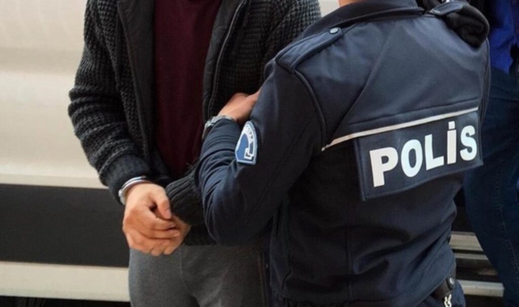 istanbulda yasadisi bahis operasyonu 14 gozalti Vprxr64Z