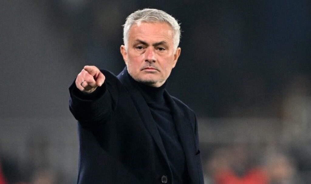 jose mourinhodan goztepe maci paylasimi yuzumden de anlasilacagi uzere pdTBzEMv