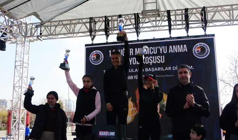 kartalda sporseverler ugur mumcu anisina kostu 0 EVg72iKY