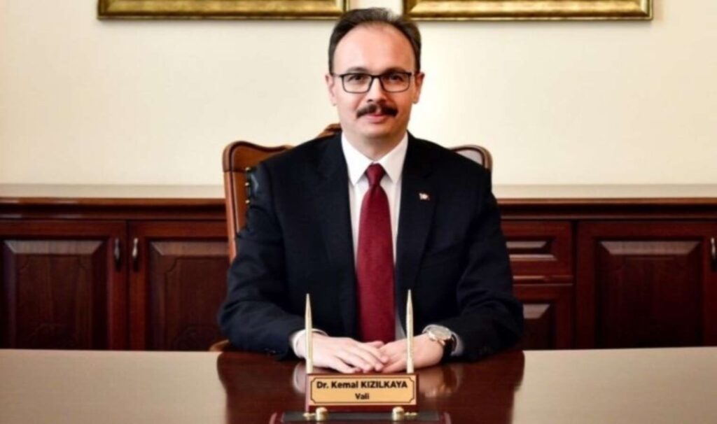 Kemal Kızılkaya kimdir? Siirt Valisi Kemal Kızılkaya kaç yaşında, hangi görevlerde bulundu? 3 kemal kizilkaya kimdir siirt valisi kemal kizilkaya kac yasinda hangi gorevlerde bulundu 2NU2WRMS