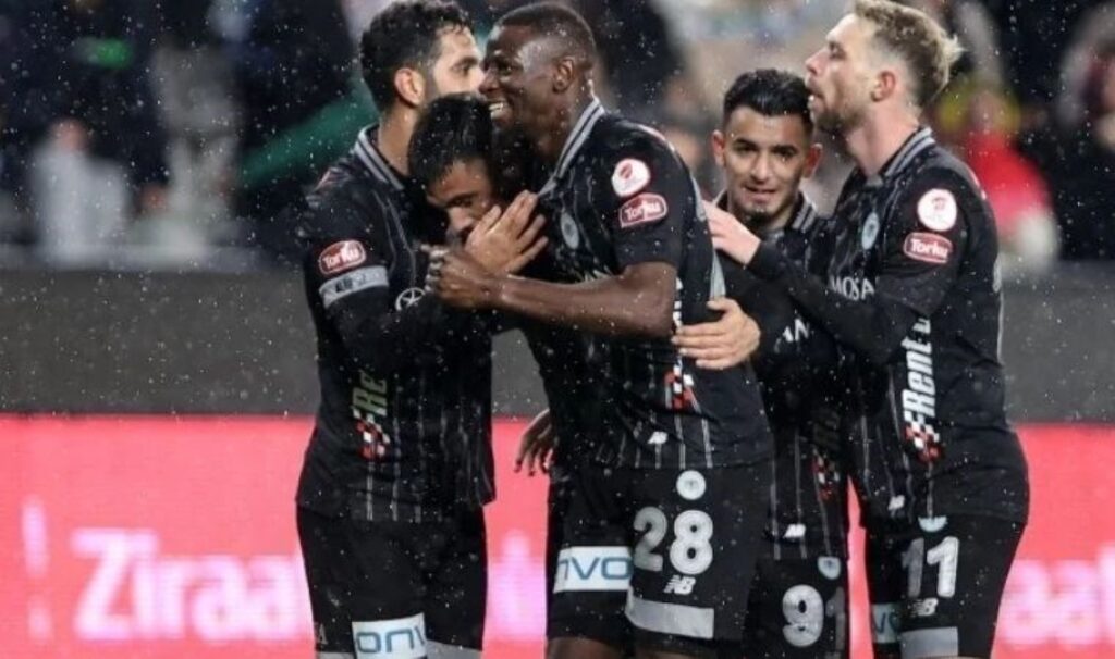 Konyaspor, kupada Eyüpspor'u 3 golle geçti 1 konyaspor kupada eyupsporu 3 golle gecti meJ8BRU8