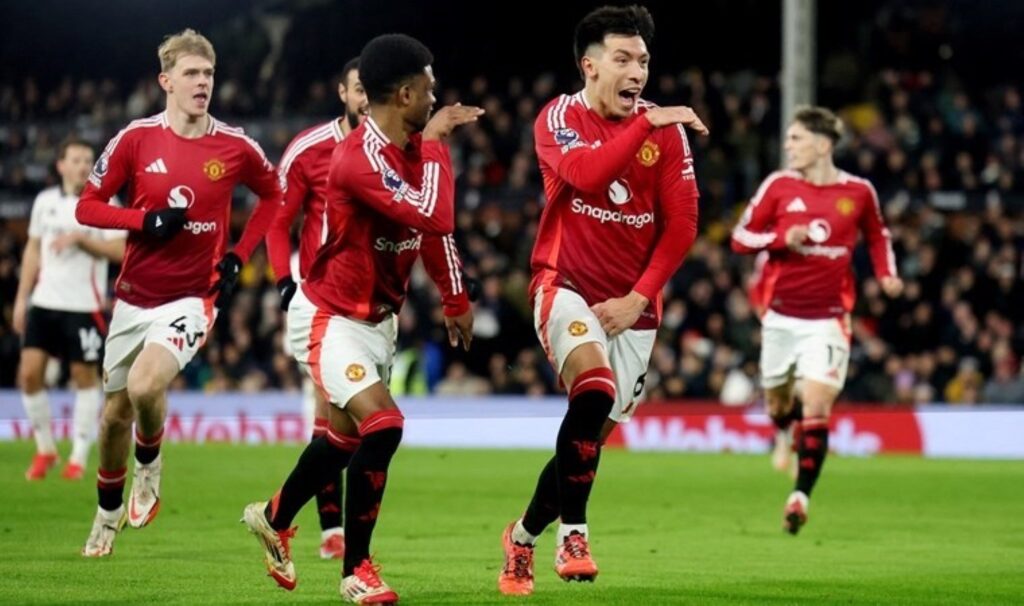 Manchester United bu hafta istediğini aldı! 2 manchester united bu hafta istedigini aldi uJS7mGyS