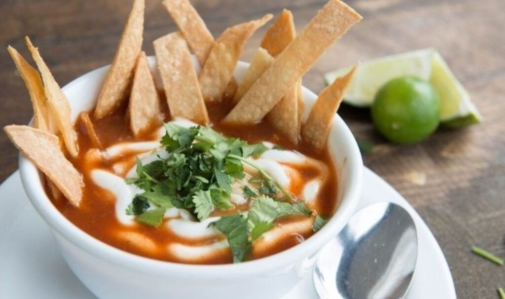 Meksika'nın çok bilinmeyen lezzeti: Sopa Azteca tarifi 6 meksikanin cok bilinmeyen lezzeti sopa azteca tarifi tVa5ddts