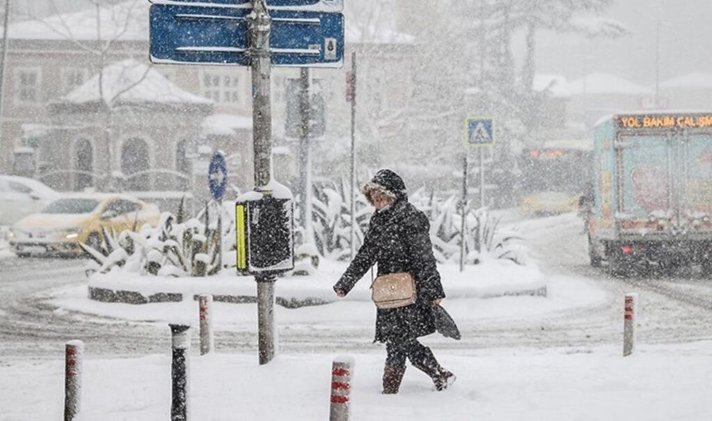 meteoroloji akom ve valilik pes pese uyardi tarih verildi istanbula kar hangi gun gelecek Liy4Fi2s